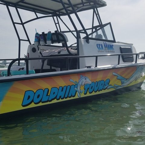 a small boat in a body of water